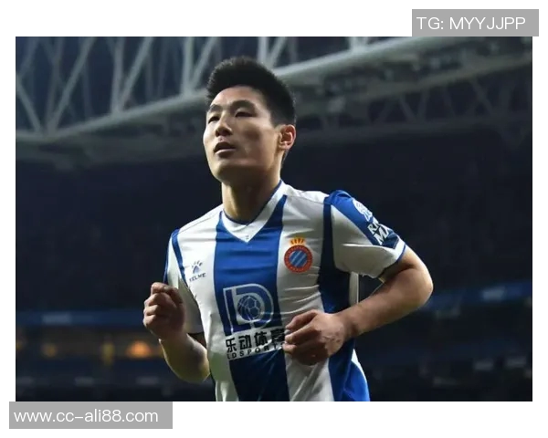 黄荣奇重返南京同曦与贝帅再度携手签下为期一年的C类合同