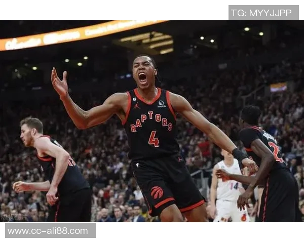 米切尔单节神勇表现6中6砍下13分带队单节狂轰41-31迅速拉开分差