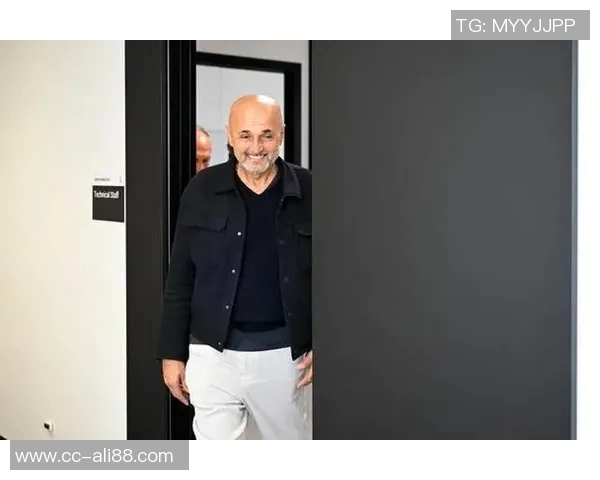 斯帕莱蒂或对罗马战术调整四后卫阵型迎布雷默复出挑战