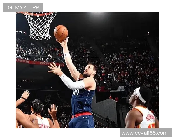 快船半场微弱领先火箭祖巴茨表现出色杜兰特状态低迷仅得7分