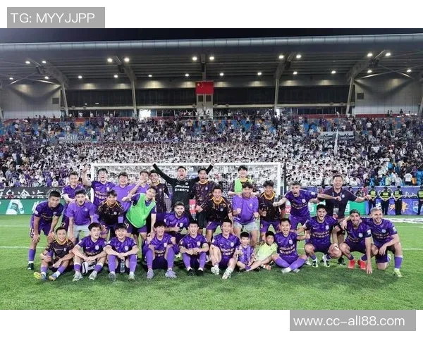 天津体育局局长谈津门虎球迷回归盛况吸引四五万观众共襄盛举