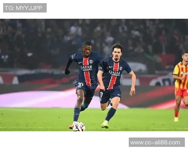 剑指洲际杯冠军巴黎圣日耳曼发布决赛海报登贝莱维蒂尼亚K77齐亮相